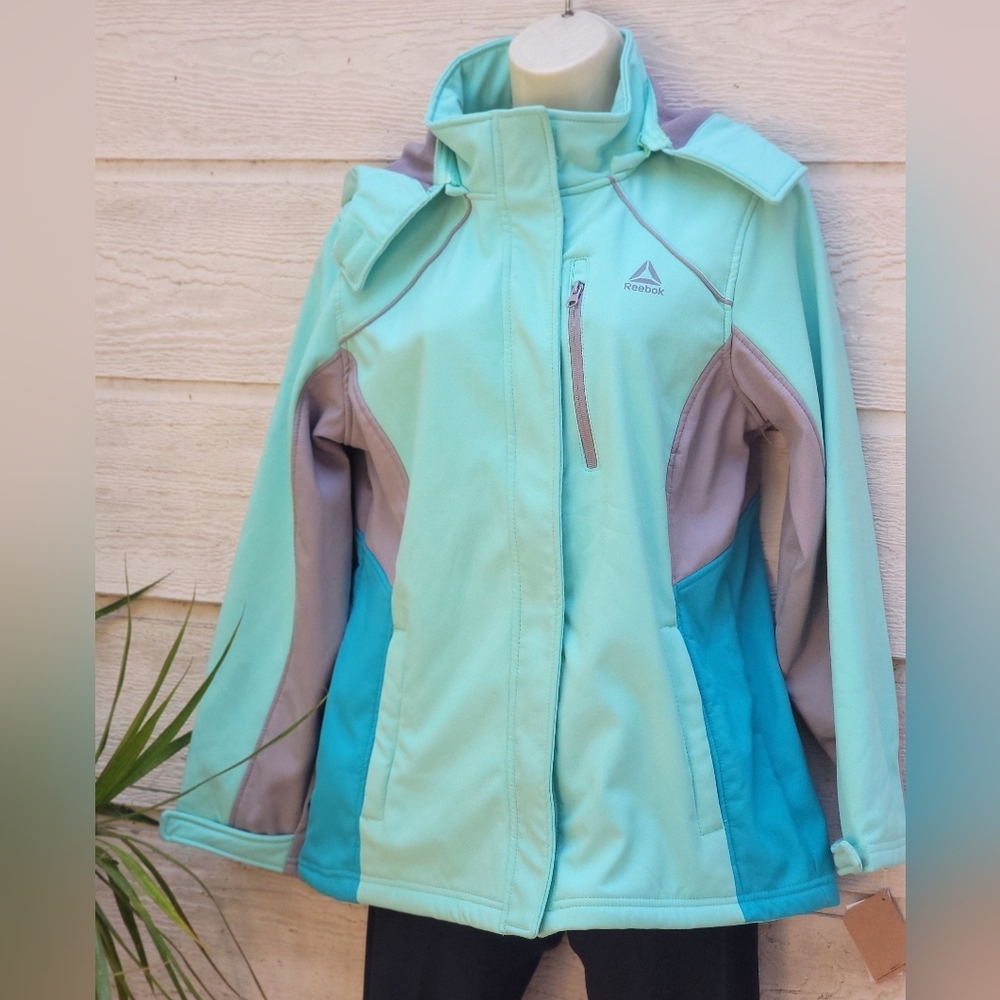 Reebok lightweight jacket mint girl size XL (16)
